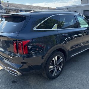 KIA SORENTO HYBRID EX - 9