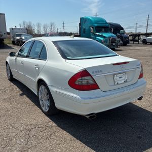 MERCEDES-BENZ E-CLASS - 5