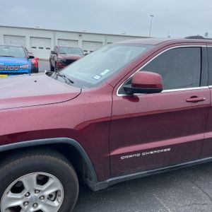 صورة 2 لـ 2016 JEEP GRAND CHEROKEE LAREDO