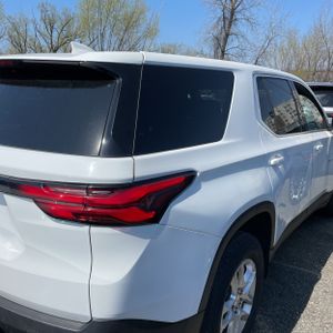 CHEVROLET TRAVERSE LS - 9