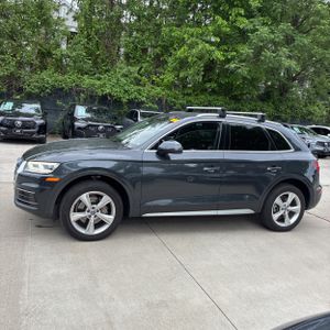 AUDI Q5 PREMIUM PLUS - 3