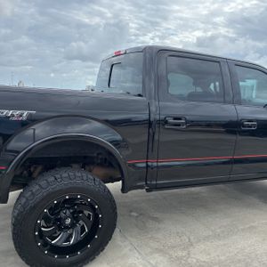 FORD F-150 LARIAT - 9