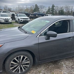 SUBARU LEGACY 2.5I PREMIUM - 2