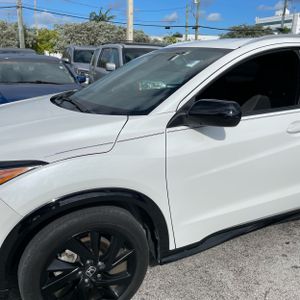 صورة 2 لـ 2022 Honda HR-V SPORT