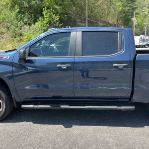 CHEVROLET SILVERADO 1500 CUSTOM TRAIL BOSS - 4