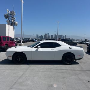 صورة 3 لـ 2018 Dodge CHALLENGER SXT