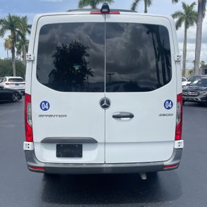صورة 7 لـ 2024 Mercedes-BENZ SPRINTER 2500