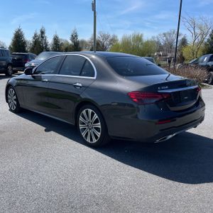 MERCEDES-BENZ E-CLASS - 5