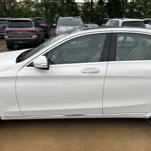 MERCEDES-BENZ C-CLASS - 4