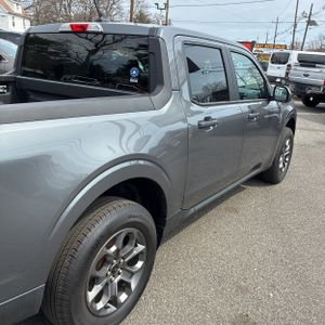 FORD MAVERICK XLT - 9