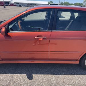 KIA SPECTRA SPECTRA5 SX - 4