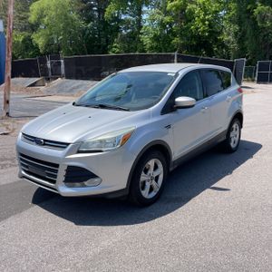 FORD ESCAPE SE - 1