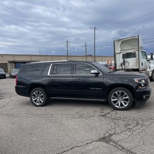 CHEVROLET SUBURBAN LTZ - 10