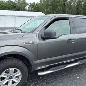 صورة 2 لـ 2016 FORD F-150 XLT