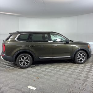 KIA TELLURIDE - 10