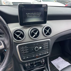 2017 Mercedes-BENZ GLA thumbnail 37
