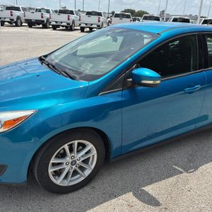 2017 FORD FOCUS SE — фото 2