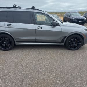 صورة مصغرة 11 لـ 2024 BMW X7 M60I