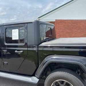 JEEP GLADIATOR OVERLAND - 6