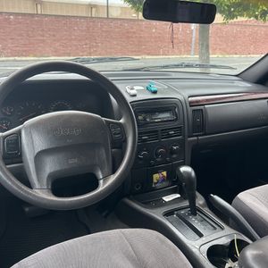 2004 JEEP GRAND CHEROKEE LAREDO — миниатюра 35