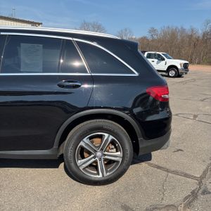 MERCEDES-BENZ GLC - 6