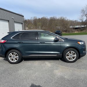 FORD EDGE SEL - 10