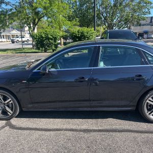 AUDI A4 2.0T PREMIUM - 4