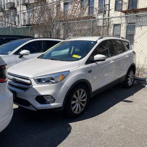 FORD ESCAPE TITANIUM - 1