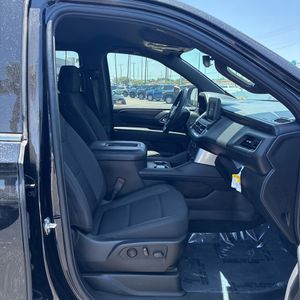2024 Chevrolet TAHOE LS thumbnail 32