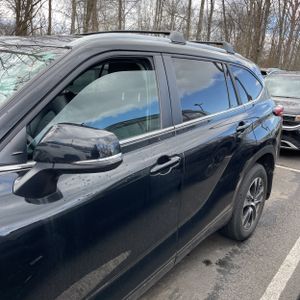 Toyota Highlander XLE - 4