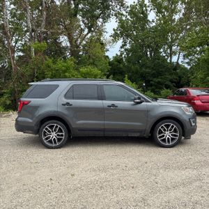 FORD EXPLORER SPORT - 10