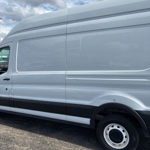 FORD TRANSIT 250 - 6