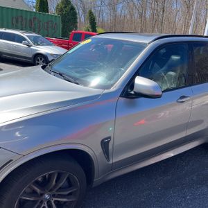 BMW X5 M BASE - 2