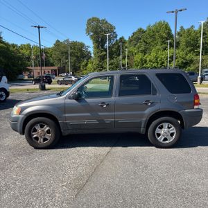 FORD ESCAPE XLT - 3