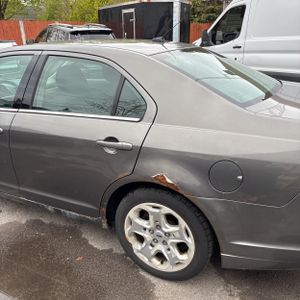 FORD FUSION SE - 6