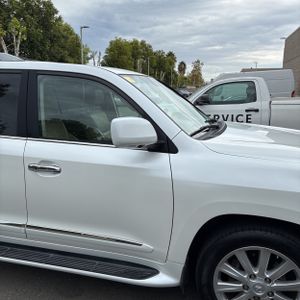2008 Lexus LX 570 BASE 照片 13