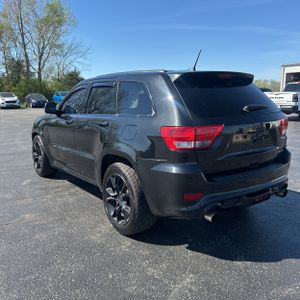 JEEP GRAND CHEROKEE SRT8 - 5