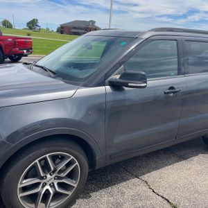 FORD EXPLORER SPORT - 2