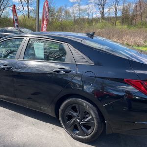 HYUNDAI ELANTRA SEL - 6