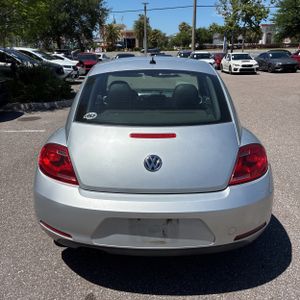 VOLKSWAGEN BEETLE 2.5L ENTRY PZEV - 5