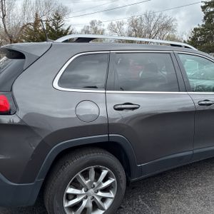 JEEP CHEROKEE LIMITED - 9