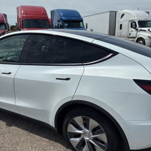TESLA MODEL Y LONG RANGE - 6