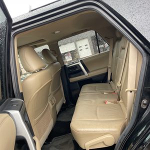 2011 Toyota 4RUNNER SR5 缩略图 34