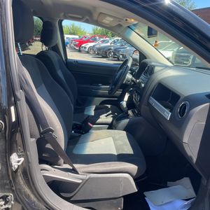 صورة مصغرة 32 لـ 2016 JEEP COMPASS SPORT