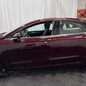 FORD FUSION SE - 4