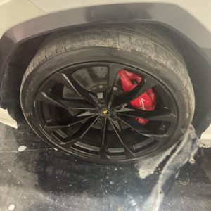 صورة مصغرة 15 لـ 2020 Lamborghini URUS BASE