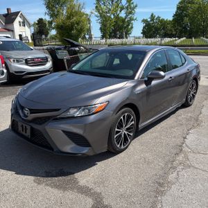 TOYOTA CAMRY - 1