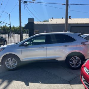 FORD EDGE SEL - 3