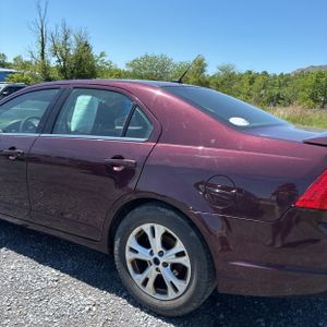 FORD FUSION SE - 6