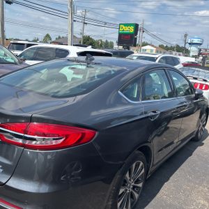 صورة 6 لـ 2020 FORD FUSION SE